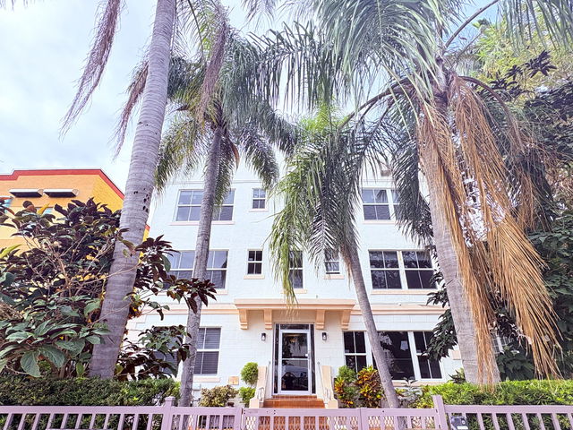 Windsor Plaza Condo photo 2